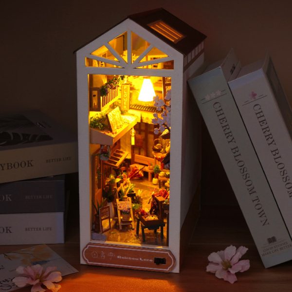 Dollhouse DIY mini Kit, Chinese bookshelf decoration, 3D wooden book Corner mini Kit, creative assembly (Alley after rain)