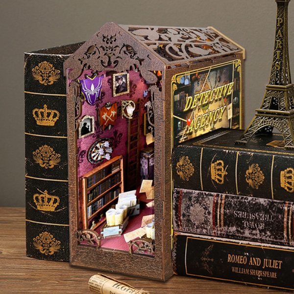 Creative assembly bookcase DIY diorama Wooden toy Tabletop decoration Handmade model Decoration Gift (Detective)